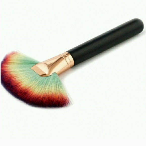 Other - Last one 🌈Rainbow Fan Makeup Brush